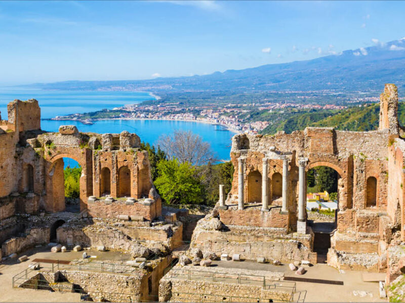 Viaggia con Go4sea e scopri Taormina