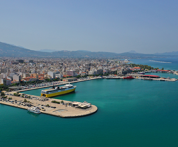 traghetti per la Grecia che collegano Patrasso